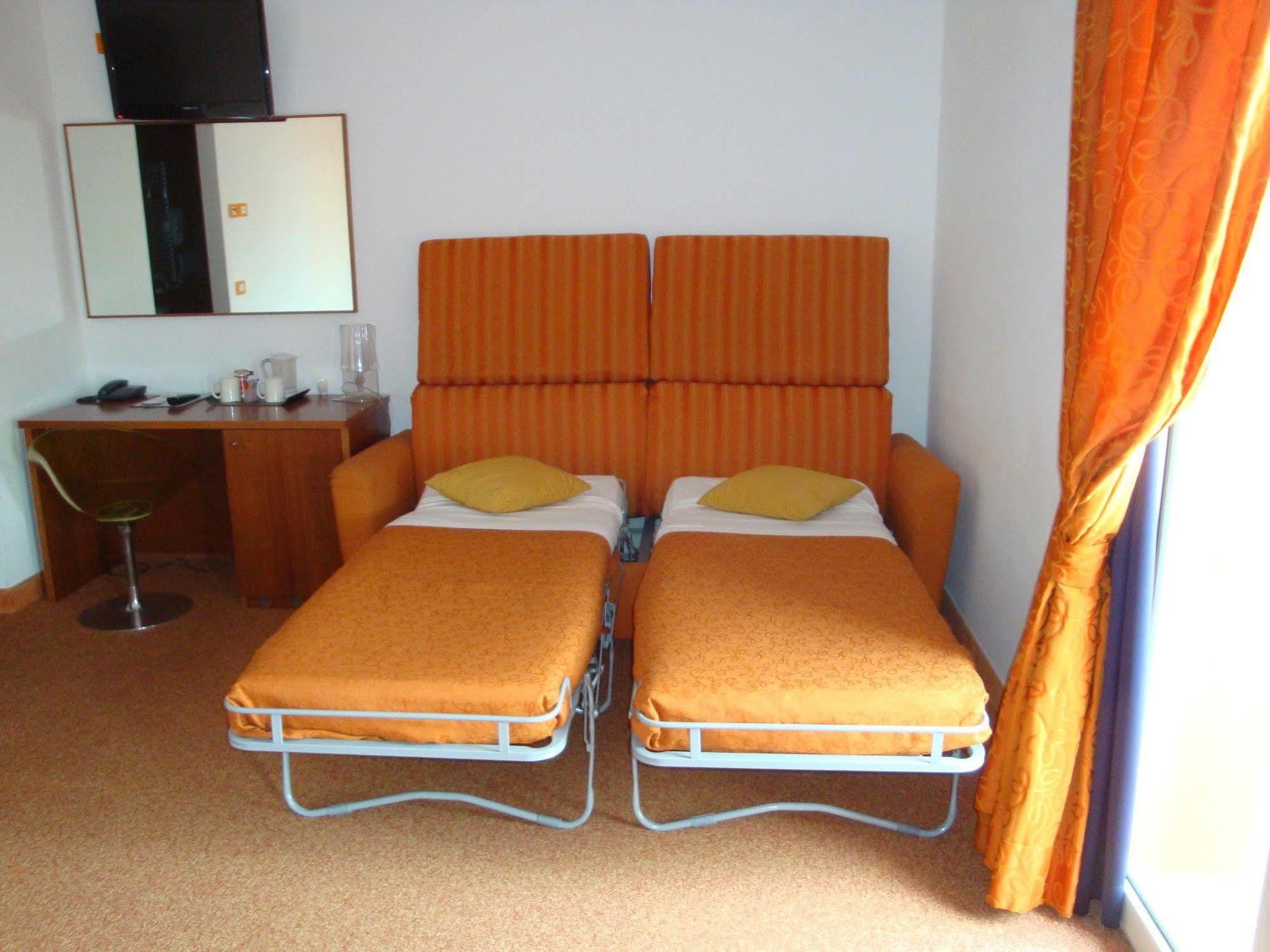 Hotel Cleofe 3*